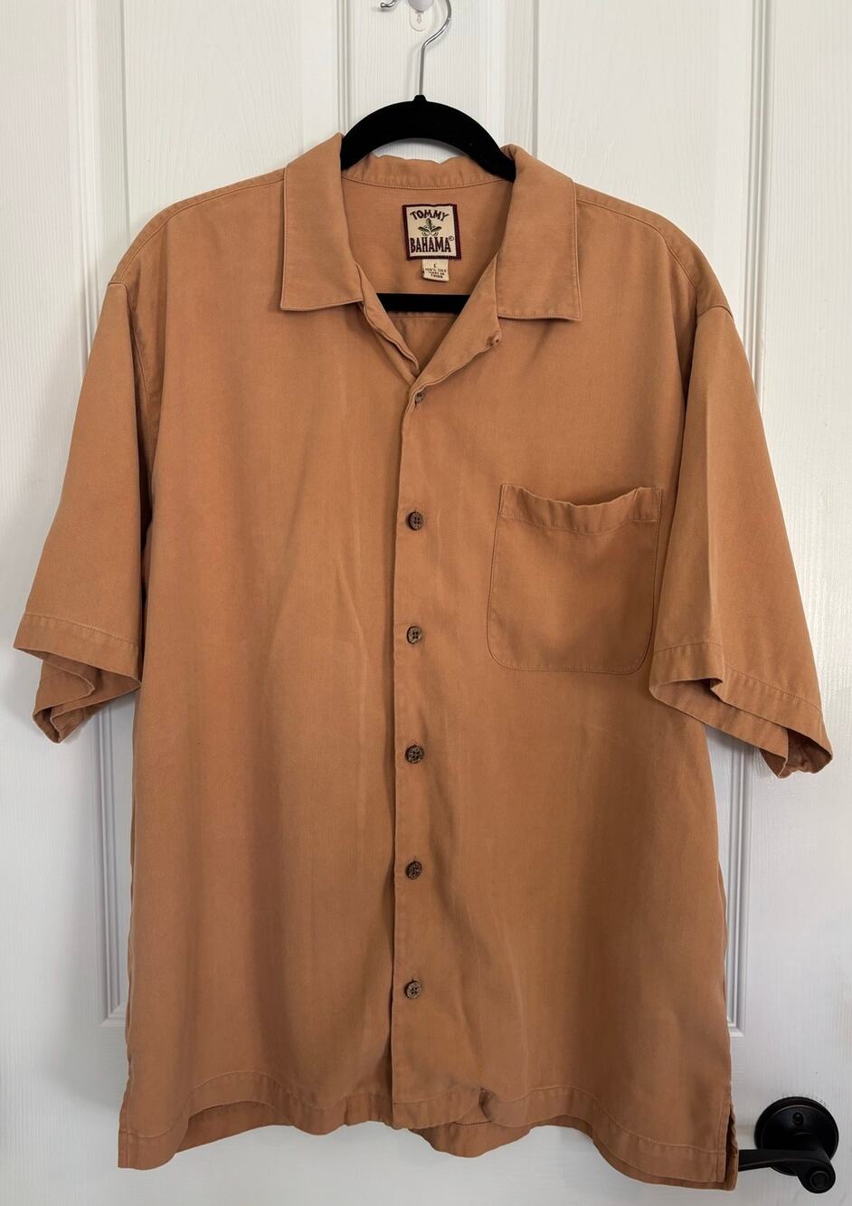 Tommy Bahama 100% Silk Tan Brown Orange Button Down Shirt Large Short Sleeve